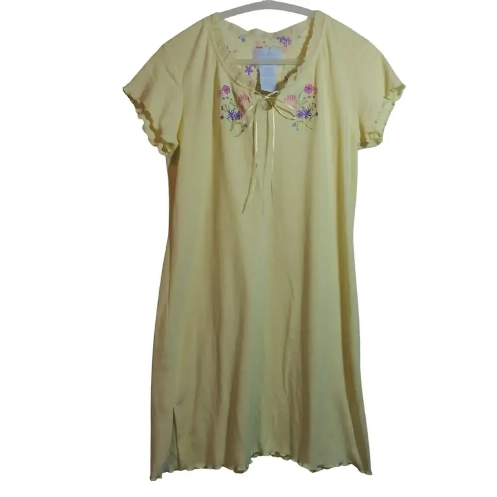 Ashley Taylor Vintage Sleepwear Yellow Floral Embroidered Nightgown Sz M